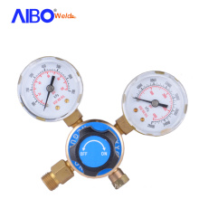 Small body American type gas pressure oxygen regulator for cutting